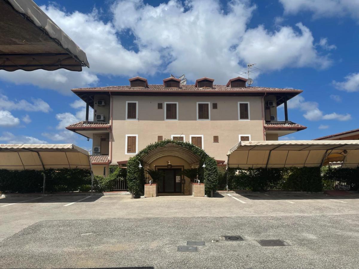Ninfa Hotel Qualiano Dış mekan fotoğraf